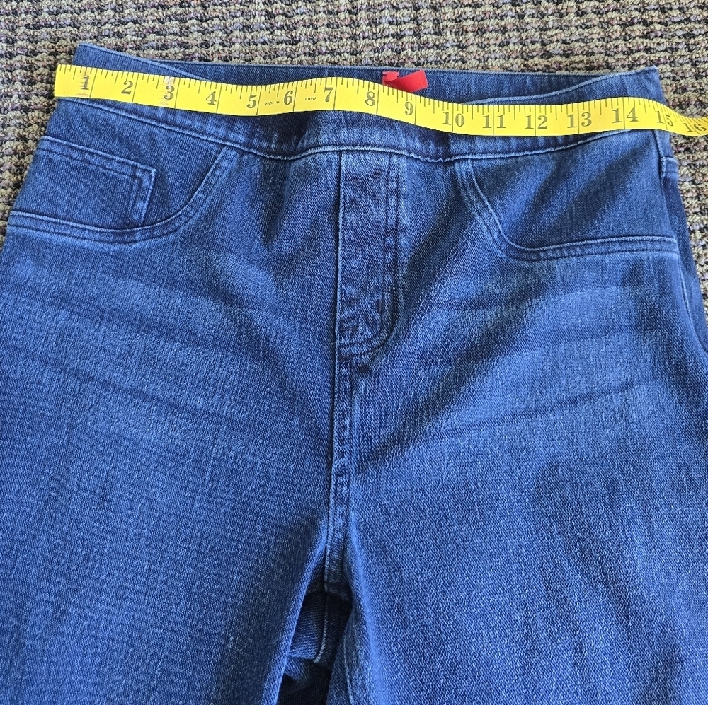 SPANX Blue Skinny Jeans with Subtle Fading - Picture 6 of 9